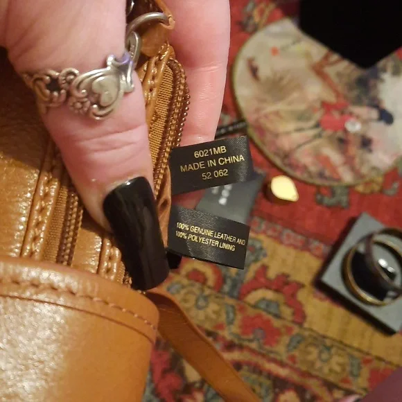 Etienne Aigner Leather Purse/Wallet - Picture 10 of 13